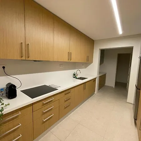 Accommodatie bij particulieren Spacious With Balcony And Stunning View *